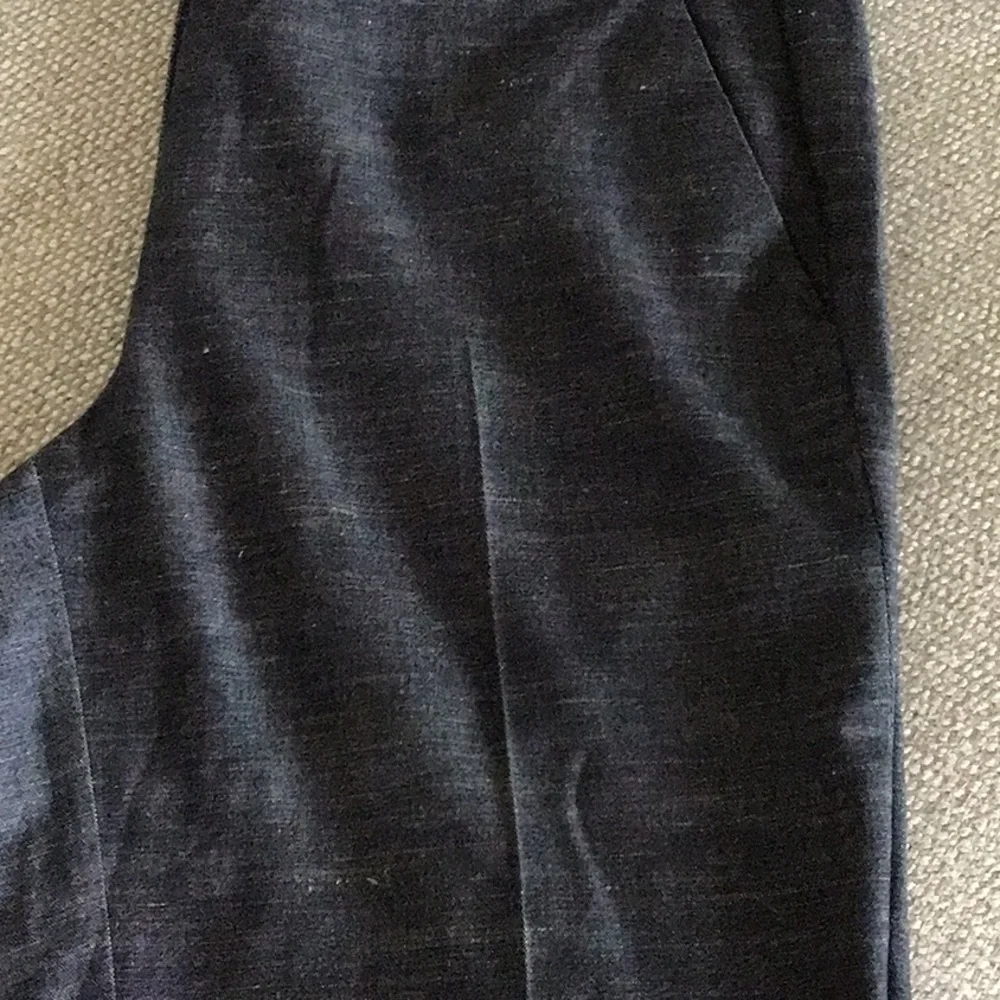 LOFT cropped pants, Marisa, size 8 - Picture 3 of 10